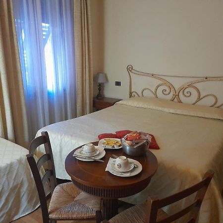 Petit Chateau Montecatini Terme Exterior photo