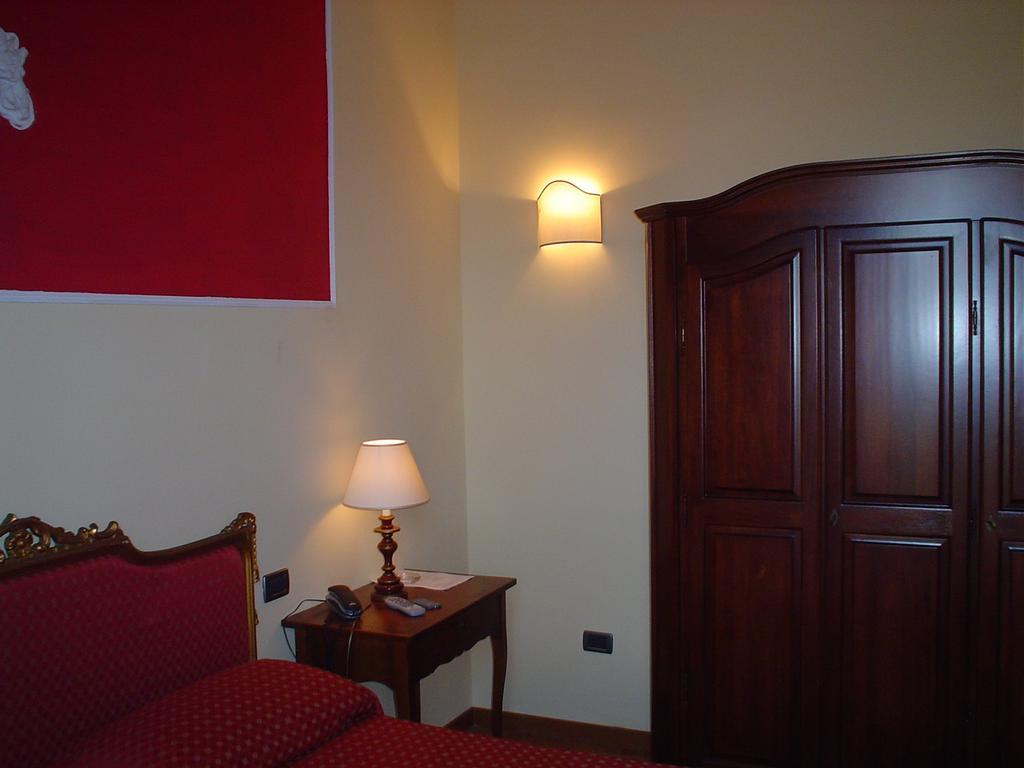 Petit Chateau Montecatini Terme Exterior photo